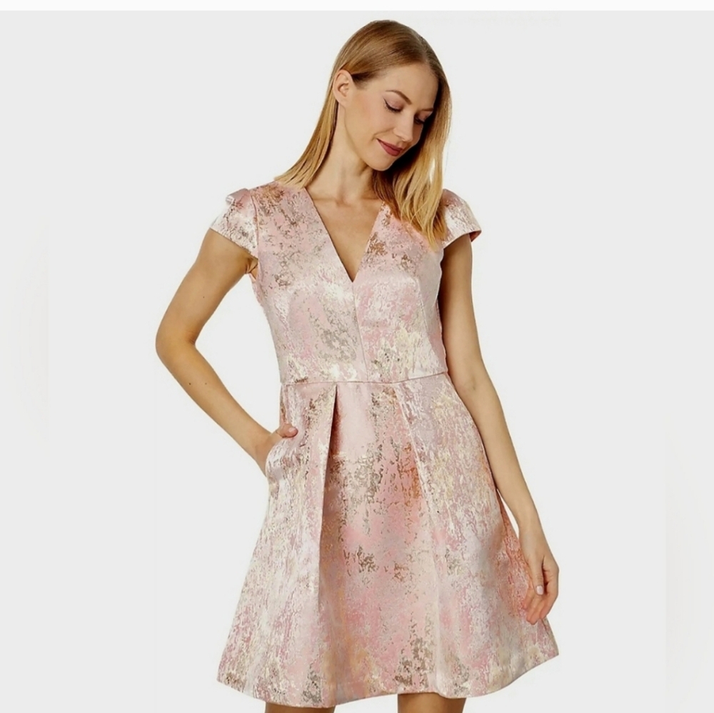 Vince Camuto Metallic Jacquard CapSleeve V-Neck Cocktail Fit & FlareDress 6P